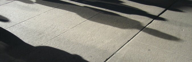People elongated shadow